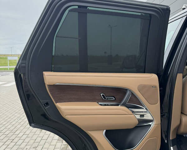 Чорний Ленд Ровер Рендж Ровер, об'ємом двигуна 3 л та пробігом 75 тис. км за 164900 $, фото 56 на Automoto.ua