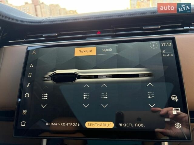 Чорний Ленд Ровер Рендж Ровер, об'ємом двигуна 3 л та пробігом 40 тис. км за 173000 $, фото 49 на Automoto.ua