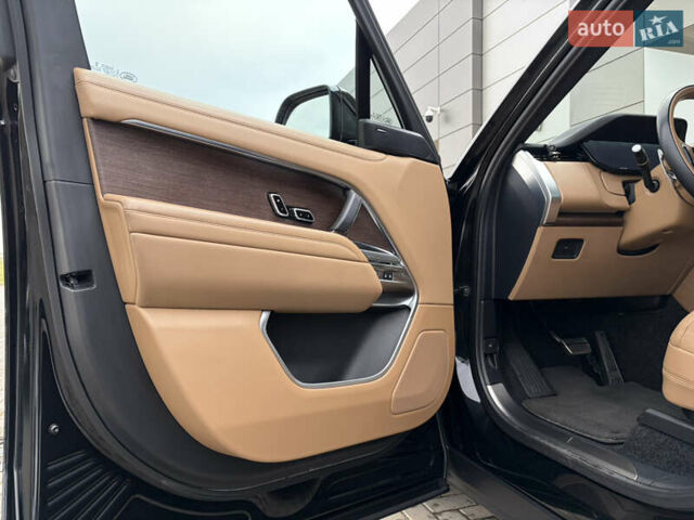 Чорний Ленд Ровер Рендж Ровер, об'ємом двигуна 3 л та пробігом 84 тис. км за 154900 $, фото 48 на Automoto.ua