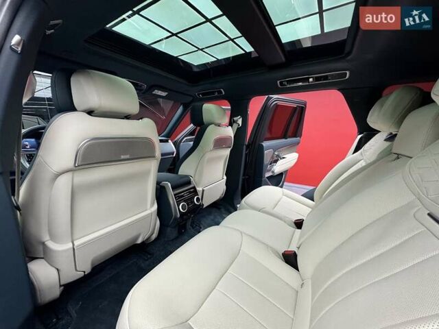 Чорний Ленд Ровер Рендж Ровер, об'ємом двигуна 4.4 л та пробігом 34 тис. км за 268000 $, фото 45 на Automoto.ua