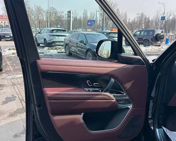 Чорний Ленд Ровер Рендж Ровер, об'ємом двигуна 3 л та пробігом 45 тис. км за 168777 $, фото 10 на Automoto.ua