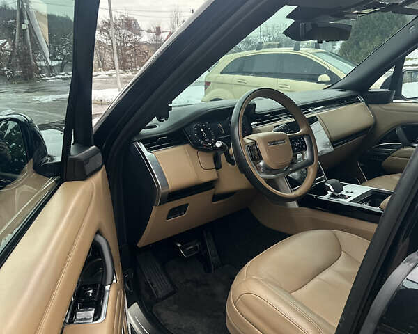 Черный Ленд Ровер Рендж Ровер, объемом двигателя 4.4 л и пробегом 61 тыс. км за 201000 $, фото 12 на Automoto.ua