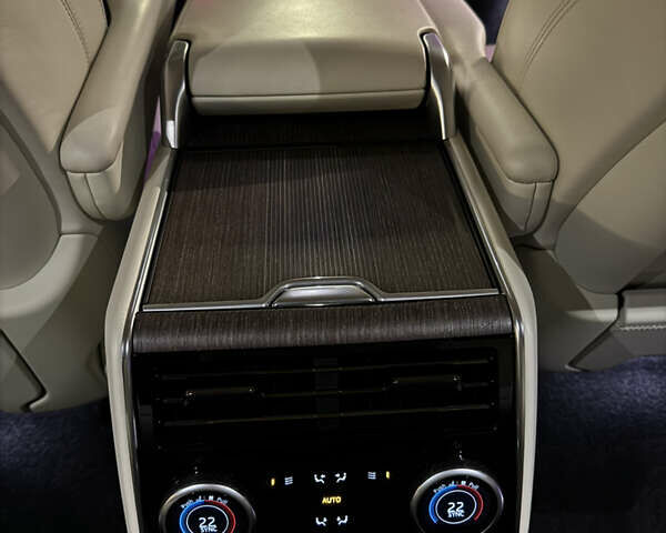 Черный Ленд Ровер Рендж Ровер, объемом двигателя 4.39 л и пробегом 21 тыс. км за 205000 $, фото 17 на Automoto.ua