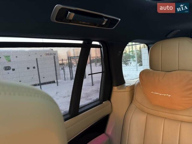 Чорний Ленд Ровер Рендж Ровер, об'ємом двигуна 3 л та пробігом 40 тис. км за 177333 $, фото 21 на Automoto.ua