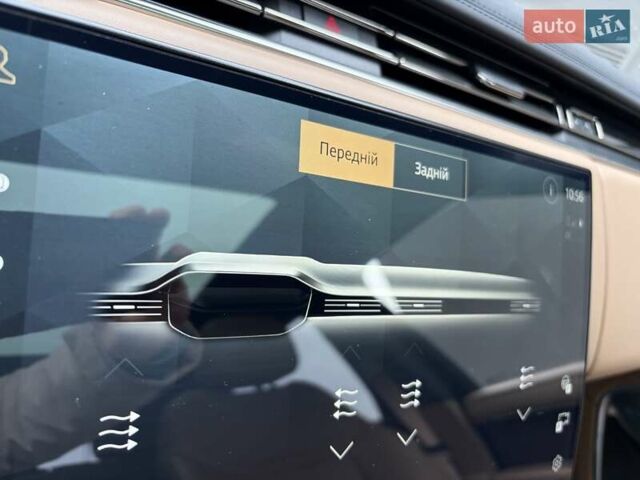 Чорний Ленд Ровер Рендж Ровер, об'ємом двигуна 4.39 л та пробігом 22 тис. км за 184444 $, фото 34 на Automoto.ua