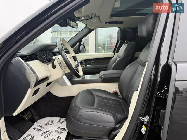 Чорний Ленд Ровер Рендж Ровер, об'ємом двигуна 4.39 л та пробігом 26 тис. км за 208000 $, фото 16 на Automoto.ua