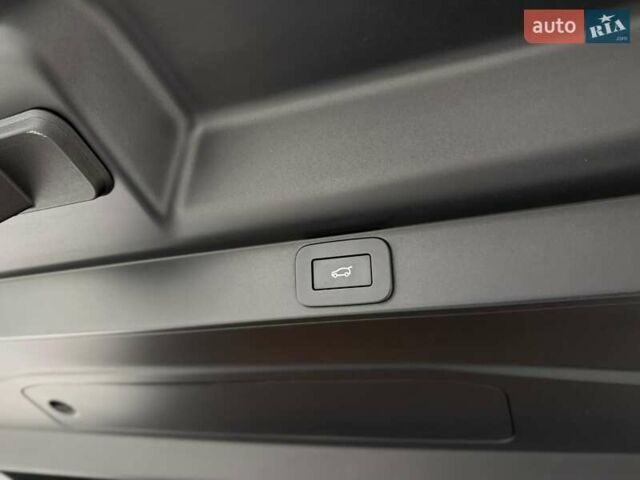 Черный Ленд Ровер Рендж Ровер, объемом двигателя 4.39 л и пробегом 67 тыс. км за 185000 $, фото 99 на Automoto.ua