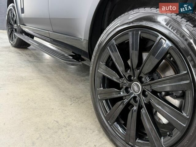 Черный Ленд Ровер Рендж Ровер, объемом двигателя 4.39 л и пробегом 46 тыс. км за 174000 $, фото 26 на Automoto.ua