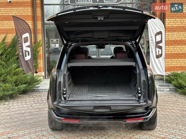 Чорний Ленд Ровер Рендж Ровер, об'ємом двигуна 4.39 л та пробігом 57 тис. км за 176000 $, фото 7 на Automoto.ua