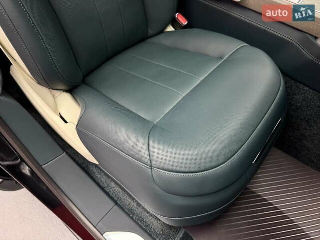 Чорний Ленд Ровер Рендж Ровер, об'ємом двигуна 4.4 л та пробігом 34 тис. км за 268000 $, фото 60 на Automoto.ua