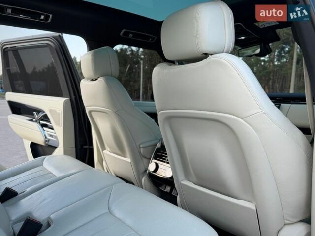 Чорний Ленд Ровер Рендж Ровер, об'ємом двигуна 3 л та пробігом 9 тис. км за 179900 $, фото 76 на Automoto.ua