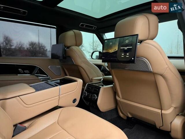 Черный Ленд Ровер Рендж Ровер, объемом двигателя 4.39 л и пробегом 67 тыс. км за 185000 $, фото 60 на Automoto.ua