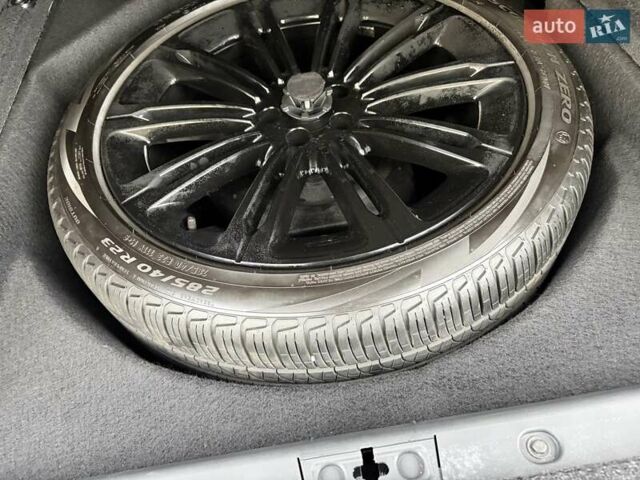 Чорний Ленд Ровер Рендж Ровер, об'ємом двигуна 3 л та пробігом 40 тис. км за 177111 $, фото 1 на Automoto.ua