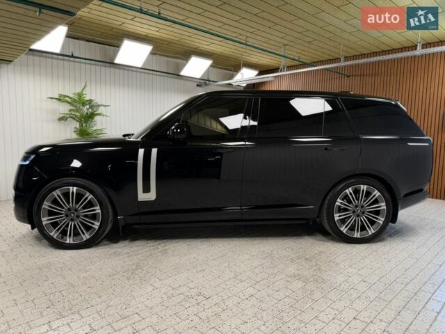 Черный Ленд Ровер Рендж Ровер, объемом двигателя 4.39 л и пробегом 70 тыс. км за 169000 $, фото 11 на Automoto.ua