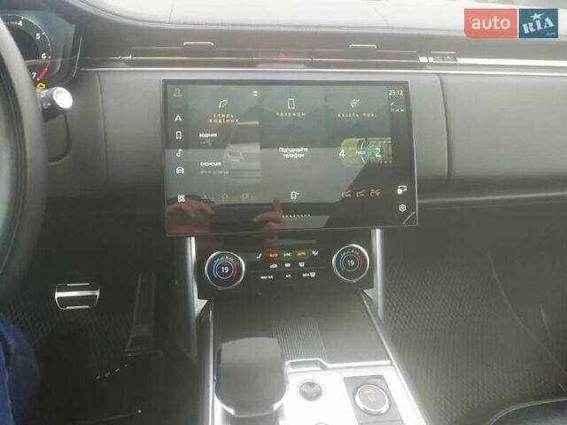 Черный Ленд Ровер Рендж Ровер, объемом двигателя 4.39 л и пробегом 55 тыс. км за 165000 $, фото 20 на Automoto.ua