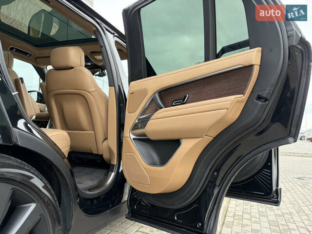 Чорний Ленд Ровер Рендж Ровер, об'ємом двигуна 3 л та пробігом 84 тис. км за 154900 $, фото 33 на Automoto.ua