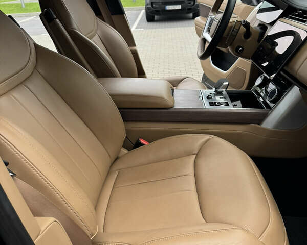 Чорний Ленд Ровер Рендж Ровер, об'ємом двигуна 3 л та пробігом 75 тис. км за 164900 $, фото 49 на Automoto.ua