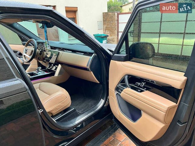 Черный Ленд Ровер Рендж Ровер, объемом двигателя 3 л и пробегом 29 тыс. км за 165000 $, фото 9 на Automoto.ua