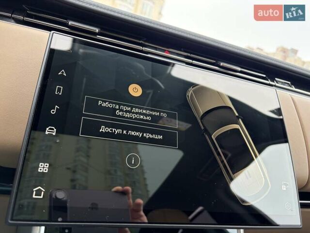 Чорний Ленд Ровер Рендж Ровер, об'ємом двигуна 3 л та пробігом 40 тис. км за 177111 $, фото 70 на Automoto.ua