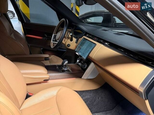 Чорний Ленд Ровер Рендж Ровер, об'ємом двигуна 3 л та пробігом 52 тис. км за 180000 $, фото 8 на Automoto.ua