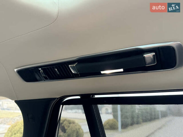 Черный Ленд Ровер Рендж Ровер, объемом двигателя 4.39 л и пробегом 49 тыс. км за 187000 $, фото 12 на Automoto.ua