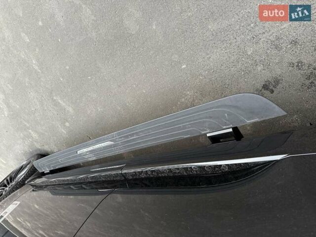 Черный Ленд Ровер Рендж Ровер, объемом двигателя 3 л и пробегом 39 тыс. км за 177111 $, фото 39 на Automoto.ua