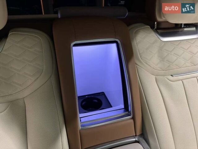 Черный Ленд Ровер Рендж Ровер, объемом двигателя 3 л и пробегом 32 тыс. км за 255000 $, фото 77 на Automoto.ua