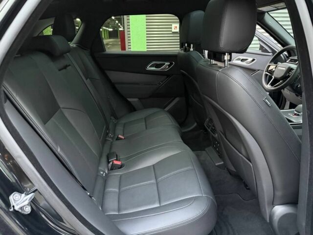 Черный Ленд Ровер Рендж Ровер, объемом двигателя 2 л и пробегом 20 тыс. км за 69000 $, фото 7 на Automoto.ua