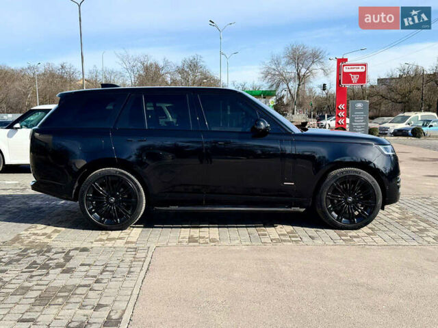 Чорний Ленд Ровер Рендж Ровер, об'ємом двигуна 4.39 л та пробігом 69 тис. км за 170000 $, фото 4 на Automoto.ua