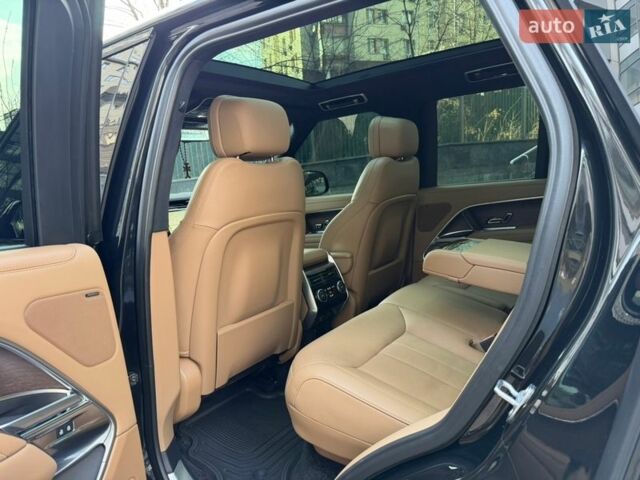 Чорний Ленд Ровер Рендж Ровер, об'ємом двигуна 3 л та пробігом 42 тис. км за 167000 $, фото 17 на Automoto.ua
