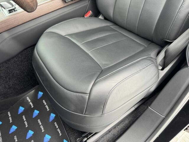 Чорний Ленд Ровер Рендж Ровер, об'ємом двигуна 3 л та пробігом 22 тис. км за 189900 $, фото 17 на Automoto.ua