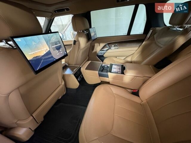 Чорний Ленд Ровер Рендж Ровер, об'ємом двигуна 3 л та пробігом 99 тис. км за 153000 $, фото 20 на Automoto.ua