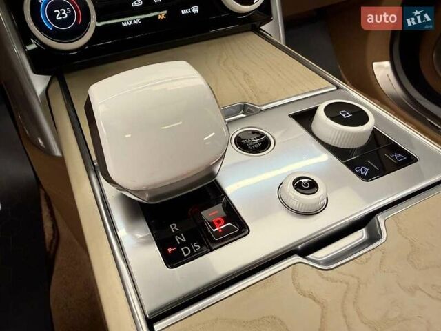 Черный Ленд Ровер Рендж Ровер, объемом двигателя 3 л и пробегом 32 тыс. км за 255000 $, фото 98 на Automoto.ua