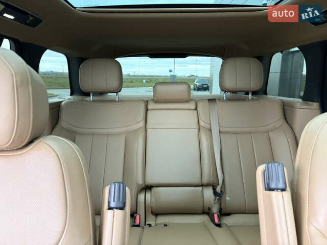 Чорний Ленд Ровер Рендж Ровер, об'ємом двигуна 3 л та пробігом 84 тис. км за 154900 $, фото 39 на Automoto.ua