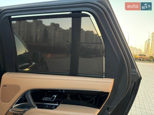 Чорний Ленд Ровер Рендж Ровер, об'ємом двигуна 3 л та пробігом 40 тис. км за 173000 $, фото 1 на Automoto.ua