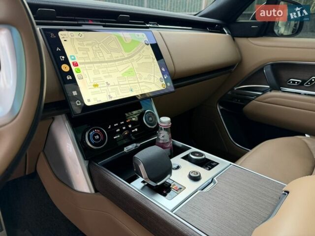 Чорний Ленд Ровер Рендж Ровер, об'ємом двигуна 3 л та пробігом 42 тис. км за 167000 $, фото 16 на Automoto.ua