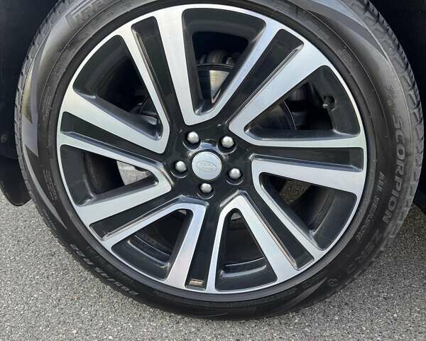 Чорний Ленд Ровер Рендж Ровер, об'ємом двигуна 3 л та пробігом 37 тис. км за 147000 $, фото 41 на Automoto.ua