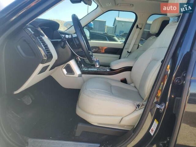 Черный Ленд Ровер Рендж Ровер, объемом двигателя 3 л и пробегом 38 тыс. км за 28000 $, фото 6 на Automoto.ua