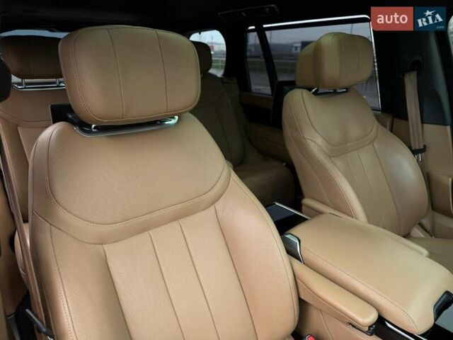 Черный Ленд Ровер Рендж Ровер, объемом двигателя 4.39 л и пробегом 67 тыс. км за 185000 $, фото 67 на Automoto.ua