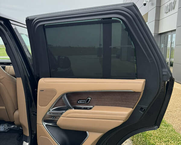 Чорний Ленд Ровер Рендж Ровер, об'ємом двигуна 3 л та пробігом 75 тис. км за 164900 $, фото 52 на Automoto.ua