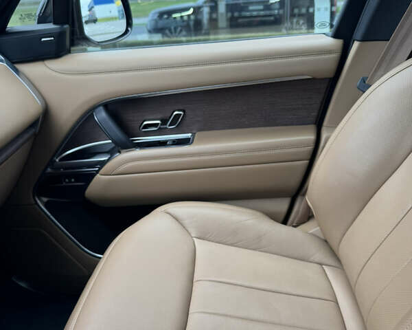 Чорний Ленд Ровер Рендж Ровер, об'ємом двигуна 3 л та пробігом 75 тис. км за 164900 $, фото 57 на Automoto.ua