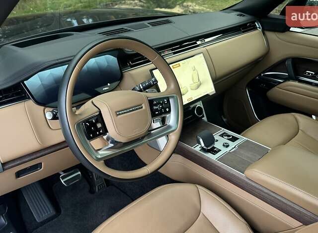 Черный Ленд Ровер Рендж Ровер, объемом двигателя 4.39 л и пробегом 70 тыс. км за 163000 $, фото 6 на Automoto.ua