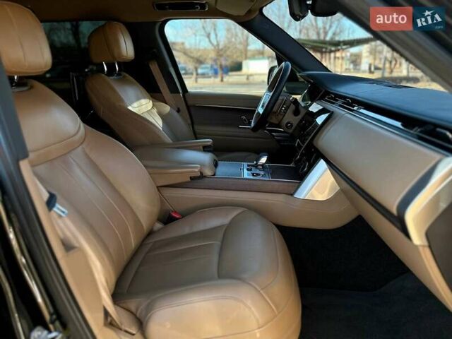 Чорний Ленд Ровер Рендж Ровер, об'ємом двигуна 4.39 л та пробігом 64 тис. км за 179900 $, фото 54 на Automoto.ua