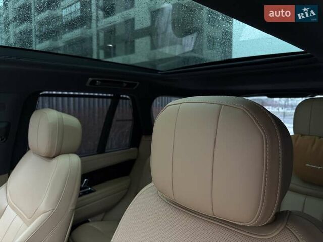 Чорний Ленд Ровер Рендж Ровер, об'ємом двигуна 3 л та пробігом 40 тис. км за 174444 $, фото 52 на Automoto.ua