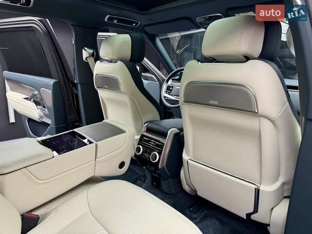 Чорний Ленд Ровер Рендж Ровер, об'ємом двигуна 4.4 л та пробігом 34 тис. км за 268000 $, фото 52 на Automoto.ua