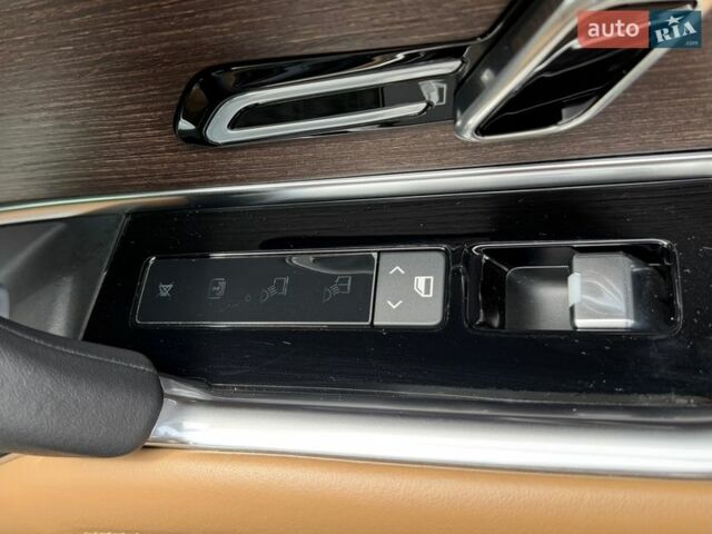 Чорний Ленд Ровер Рендж Ровер, об'ємом двигуна 3 л та пробігом 43 тис. км за 155000 $, фото 56 на Automoto.ua