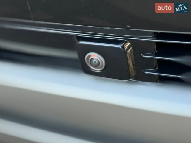 Чорний Ленд Ровер Рендж Ровер, об'ємом двигуна 3 л та пробігом 31 тис. км за 159000 $, фото 30 на Automoto.ua