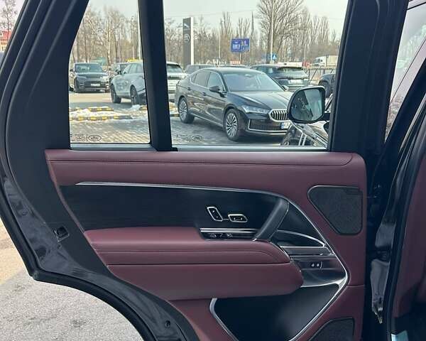 Чорний Ленд Ровер Рендж Ровер, об'ємом двигуна 3 л та пробігом 45 тис. км за 168777 $, фото 23 на Automoto.ua