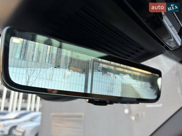 Чорний Ленд Ровер Рендж Ровер, об'ємом двигуна 3 л та пробігом 40 тис. км за 177333 $, фото 32 на Automoto.ua