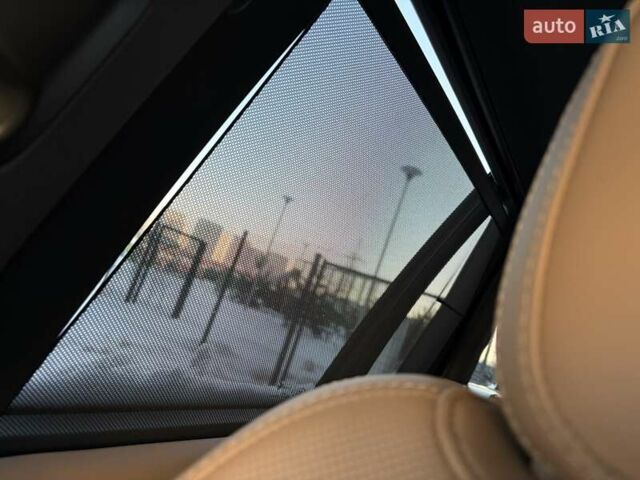 Чорний Ленд Ровер Рендж Ровер, об'ємом двигуна 3 л та пробігом 40 тис. км за 177333 $, фото 22 на Automoto.ua